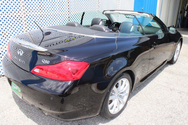 Used 2014 INFINITI Q60 Convertible w/ Premium Package RWD image 6