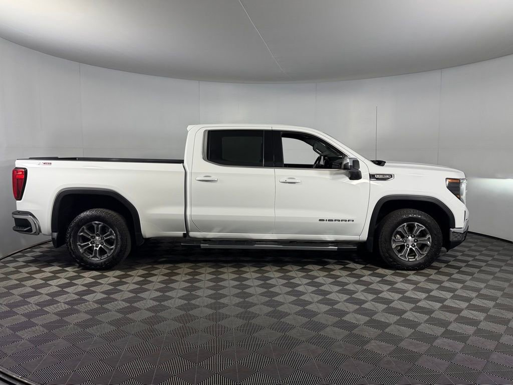 Used 2023 GMC Sierra 1500 SLE image 5