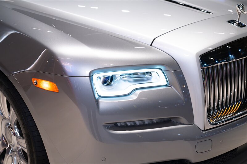 Used 2016 Rolls-Royce Dawn RWD image 9