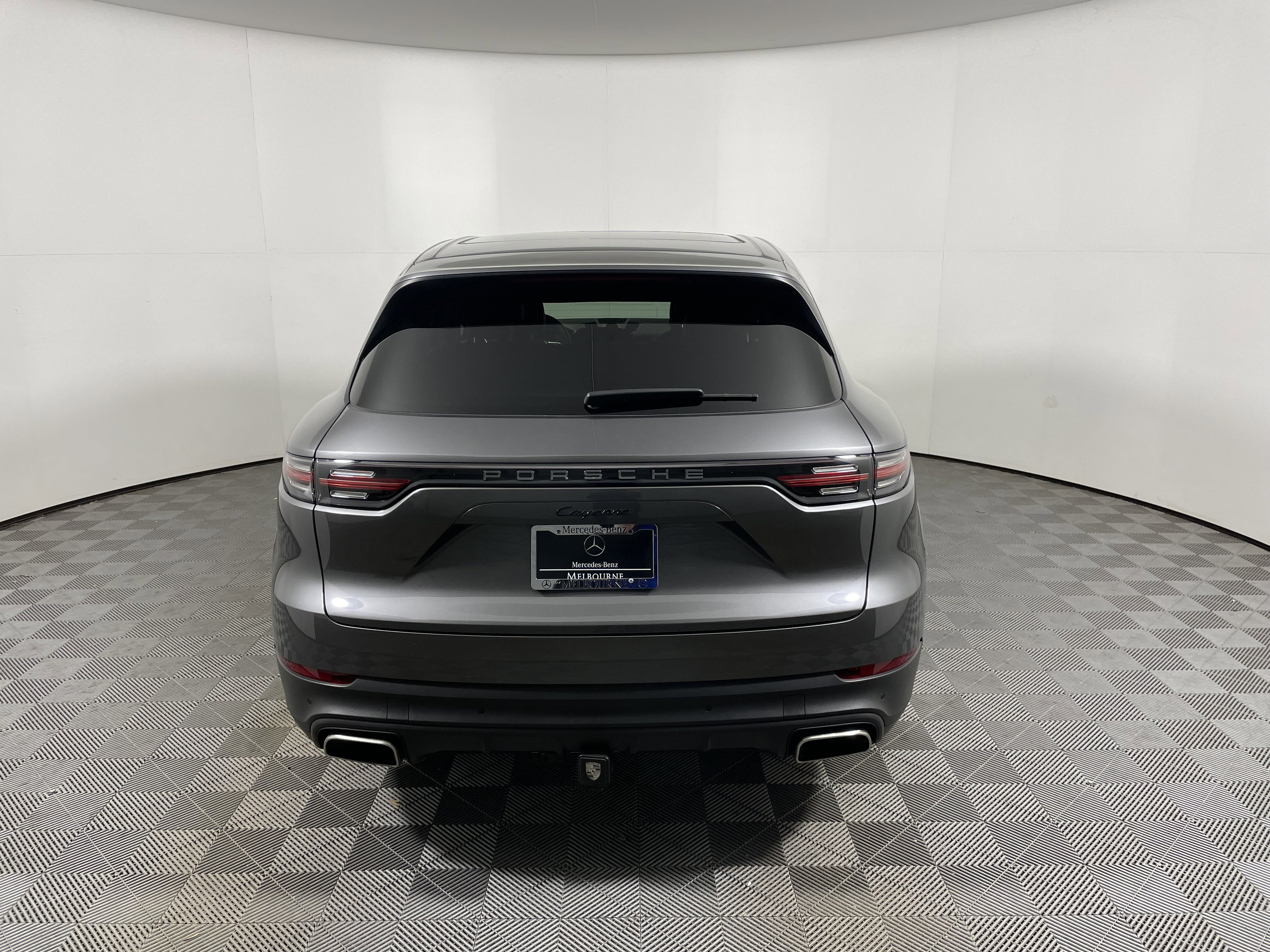 Used 2023 Porsche Cayenne image 6