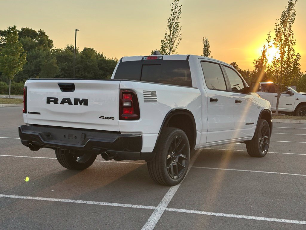 New 2026 RAM 1500 Laramie AWD/4WD image 7