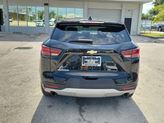 Used 2025 Chevrolet Blazer LT FWD image 5