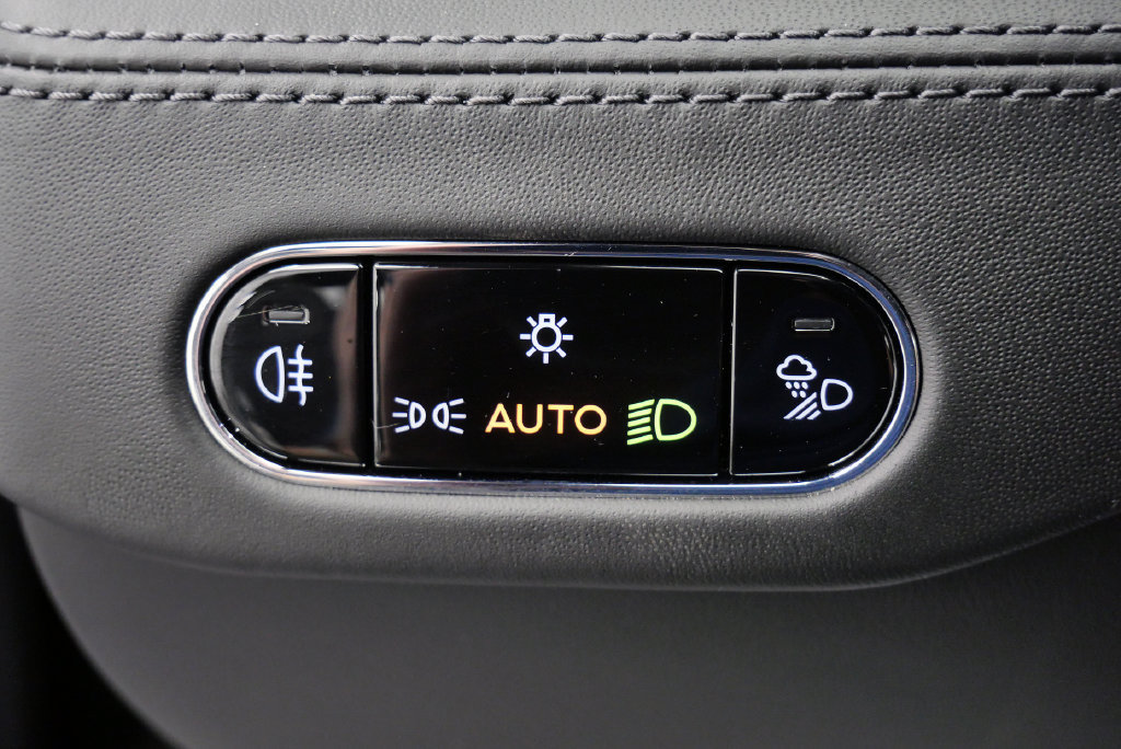 Used 2021 Bentley Continental GT AWD/4WD image 27