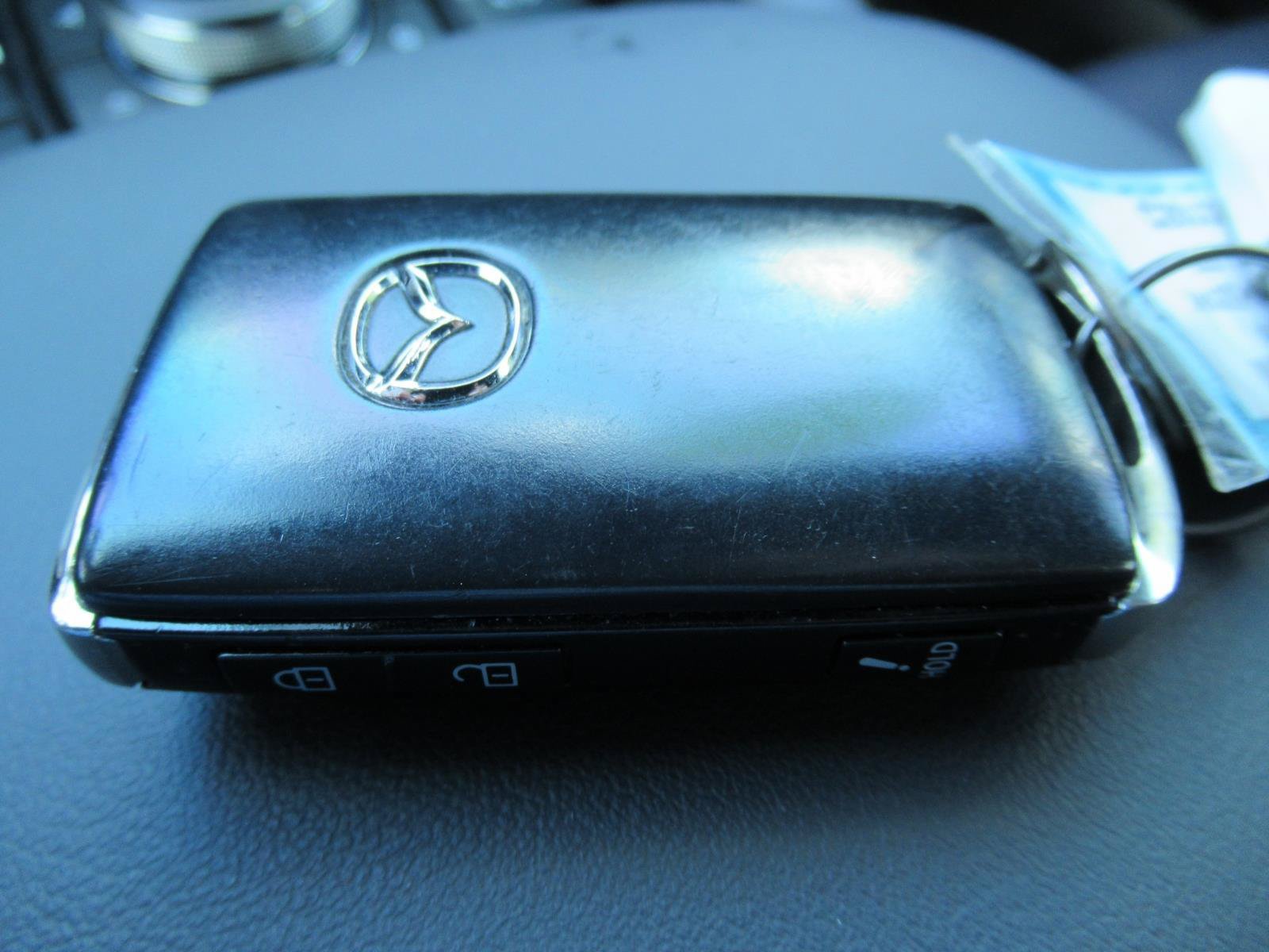 Used 2021 MAZDA MAZDA3 s FWD image 34