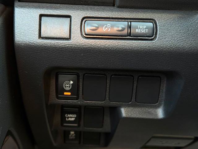 Certified 2023 Nissan Frontier SV w/ Midnight Edition Package RWD image 27