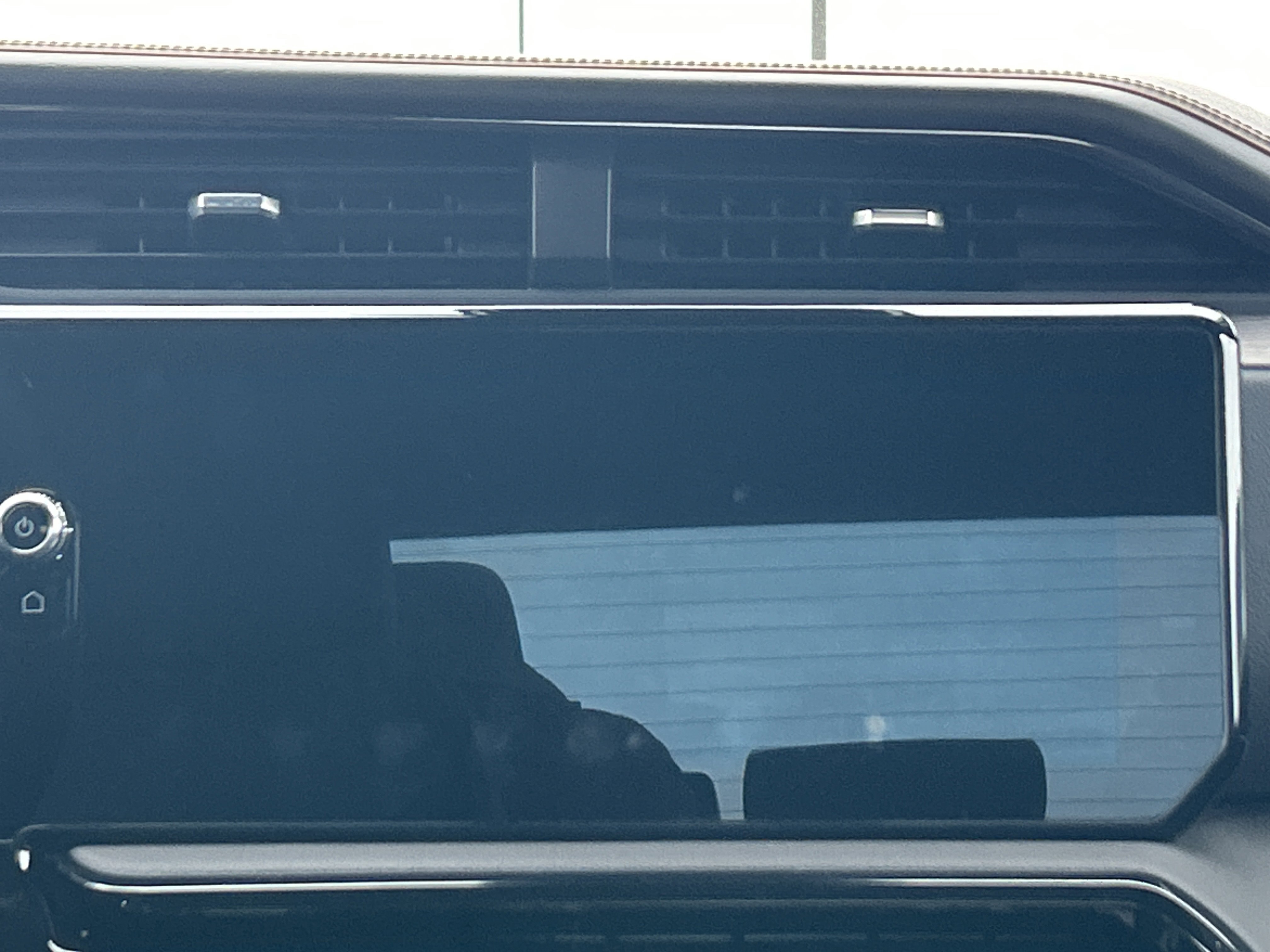 Used 2024 GMC Sierra 2500 AT4 image 18