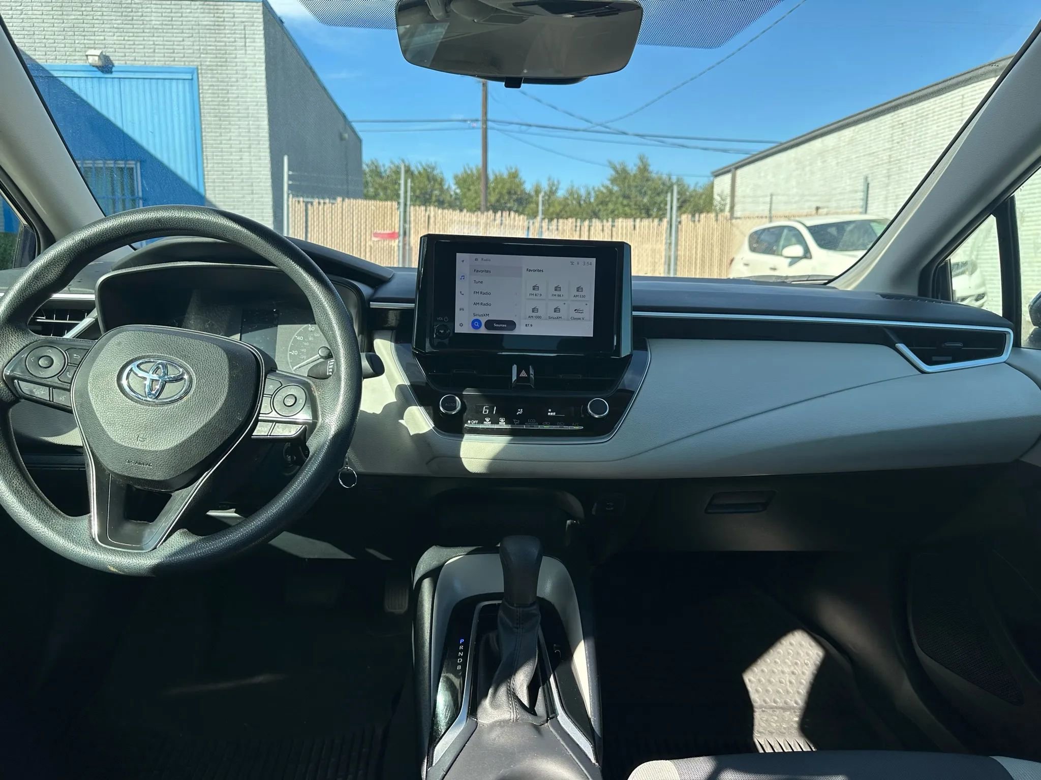 Used 2023 Toyota Corolla LE image 10