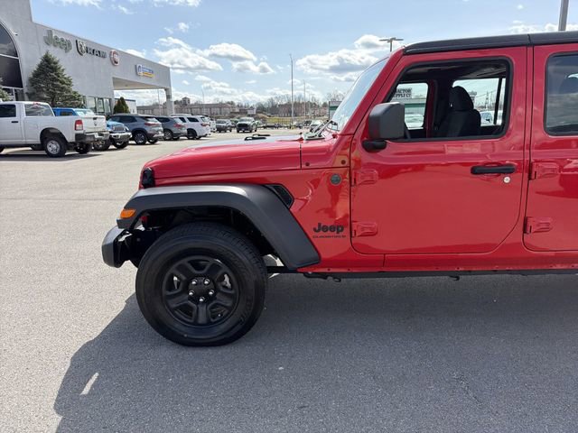 Used 2024 Jeep Gladiator Sport AWD/4WD image 11