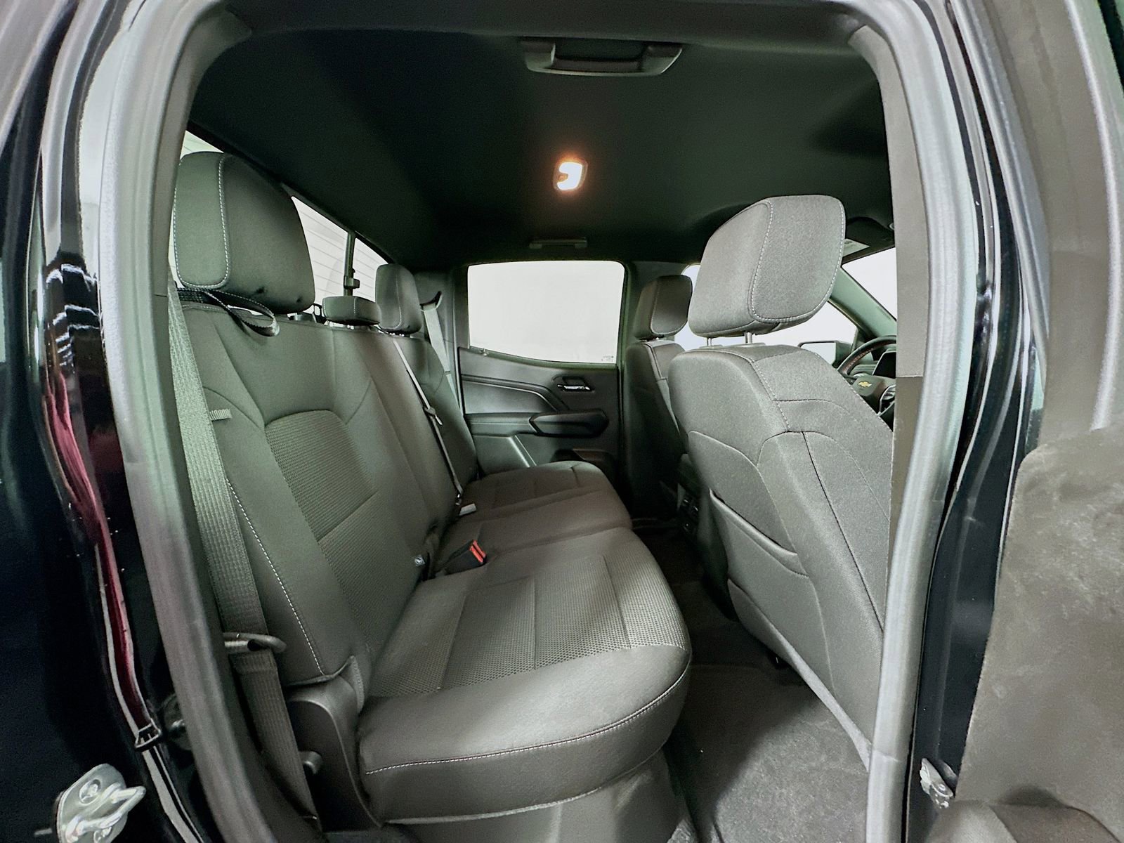 Used 2025 Chevrolet Colorado LT image 28