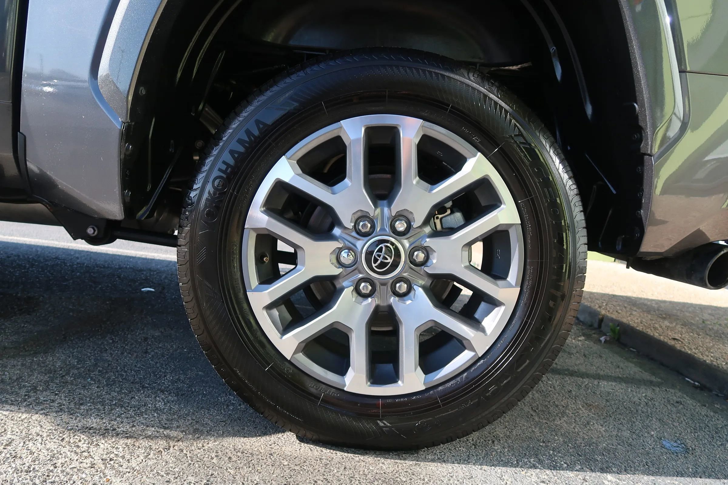 Used 2025 Toyota Tundra Limited image 59