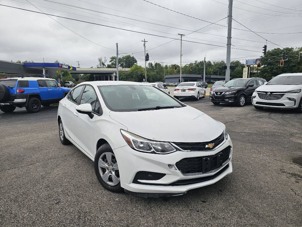 Used 2017 Chevrolet Cruze LS FWD image 2