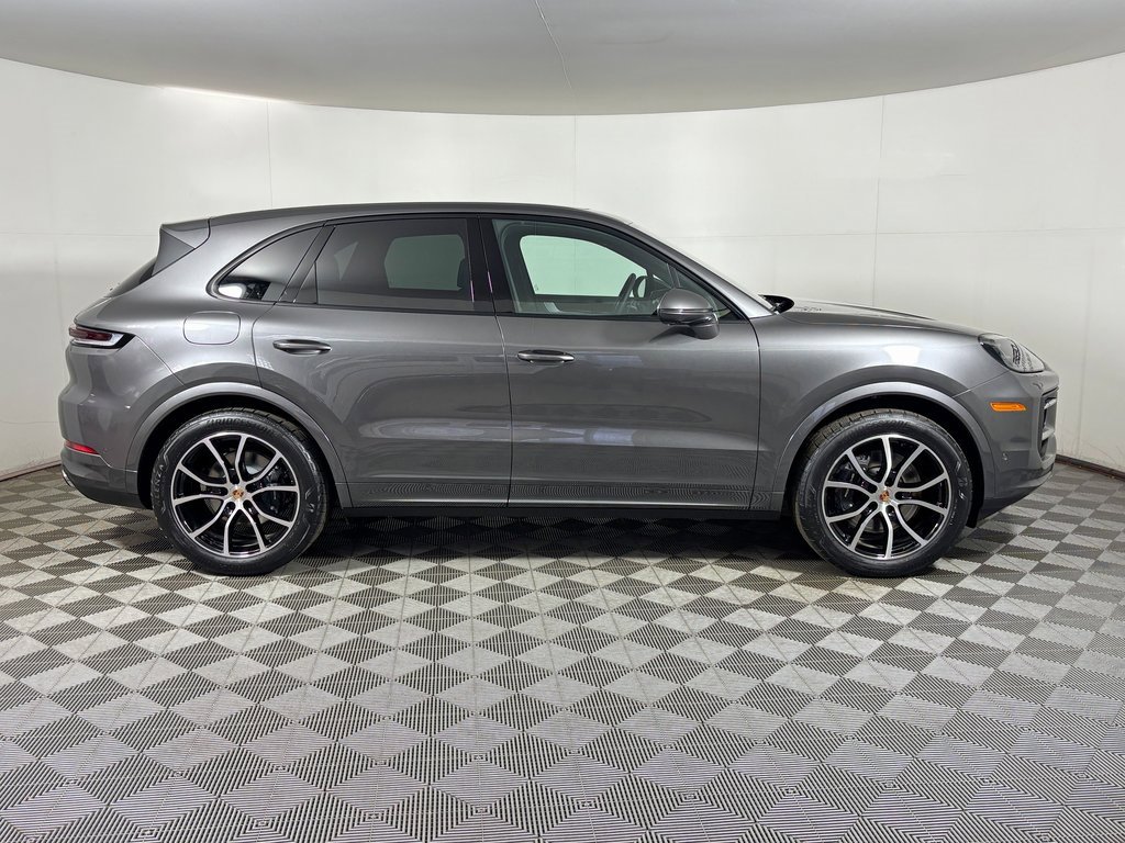 New 2026 Porsche Cayenne image 8