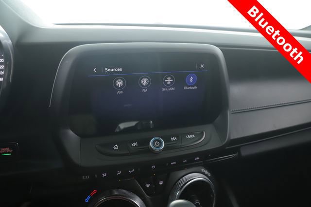Used 2021 Chevrolet Camaro LT w/ Technology Package image 4