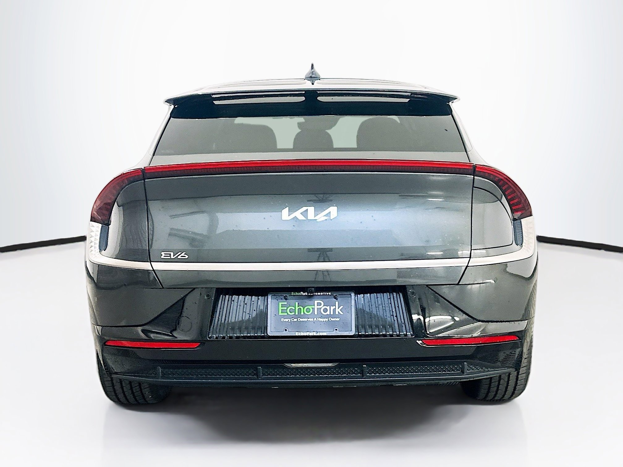 Used 2024 Kia EV6 Wind w/ Wind Technology Package AWD/4WD image 7
