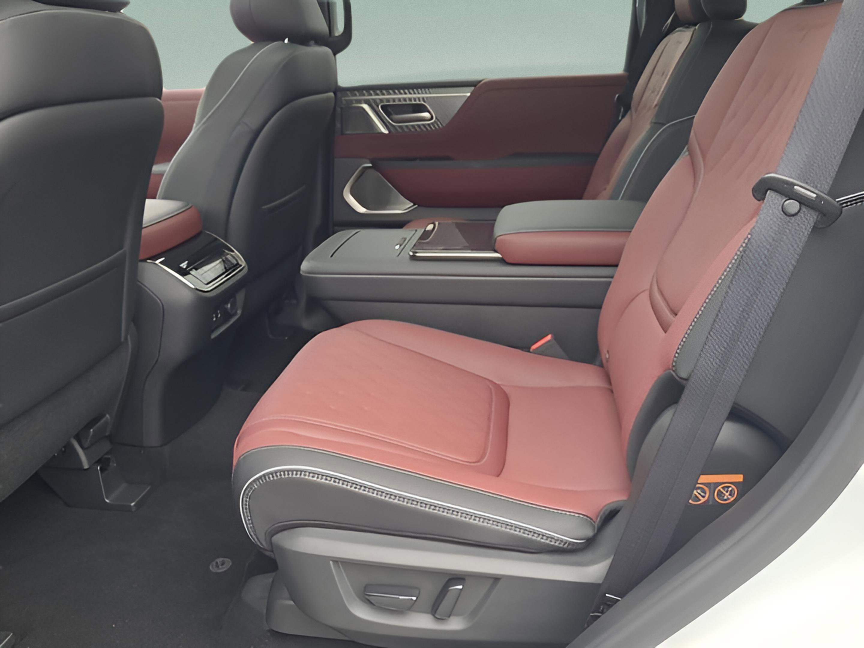 New 2026 INFINITI QX80 Autograph w/ Premium Cargo Package image 6