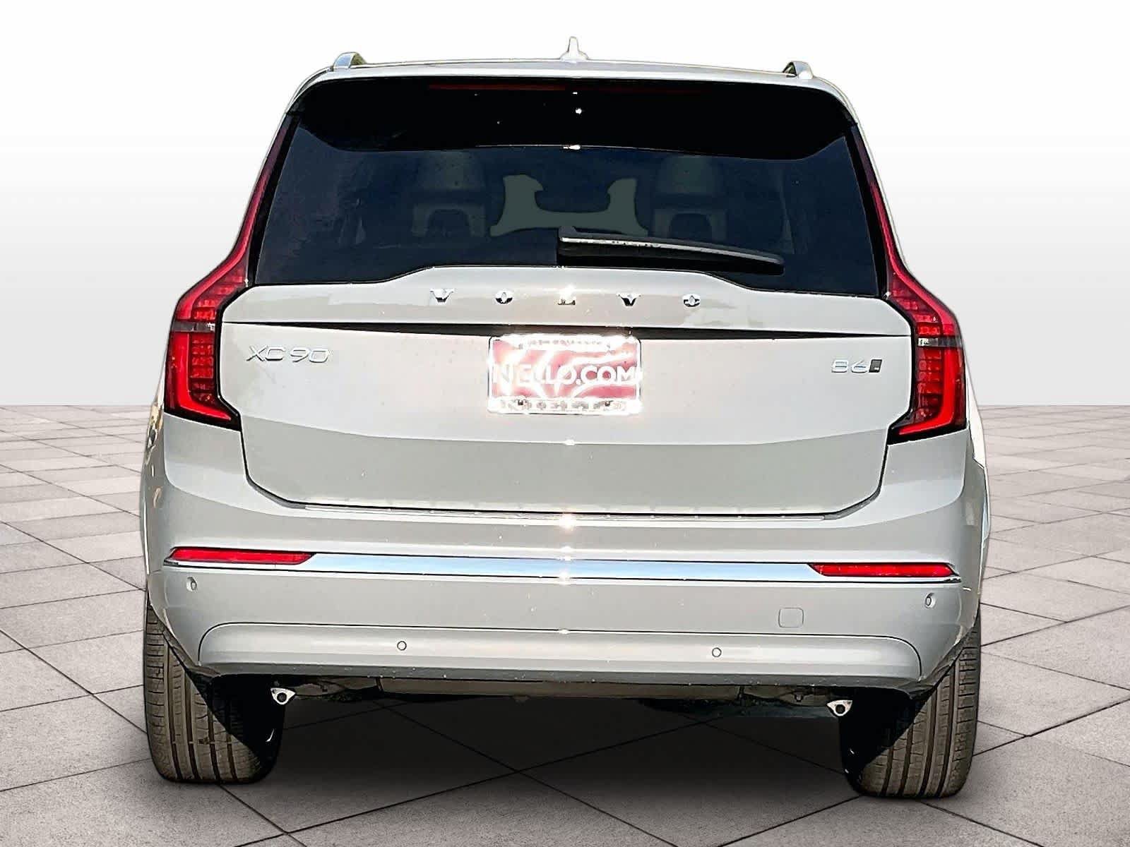 New 2027 Volvo XC90 B6 Plus AWD/4WD image 6