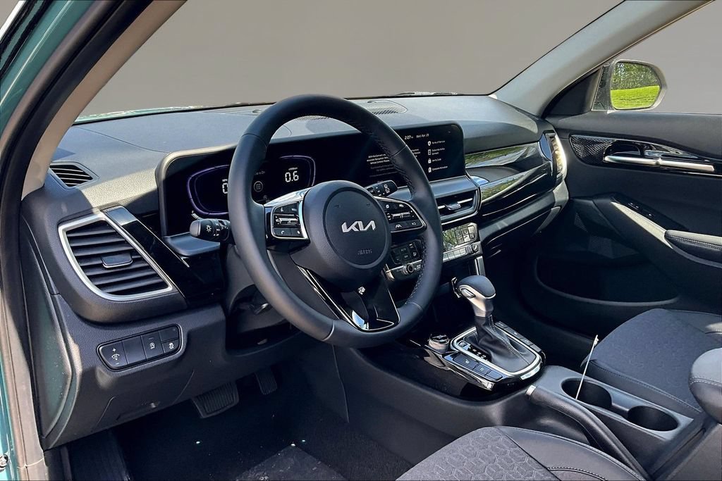 New 2026 Kia Seltos S AWD/4WD image 7