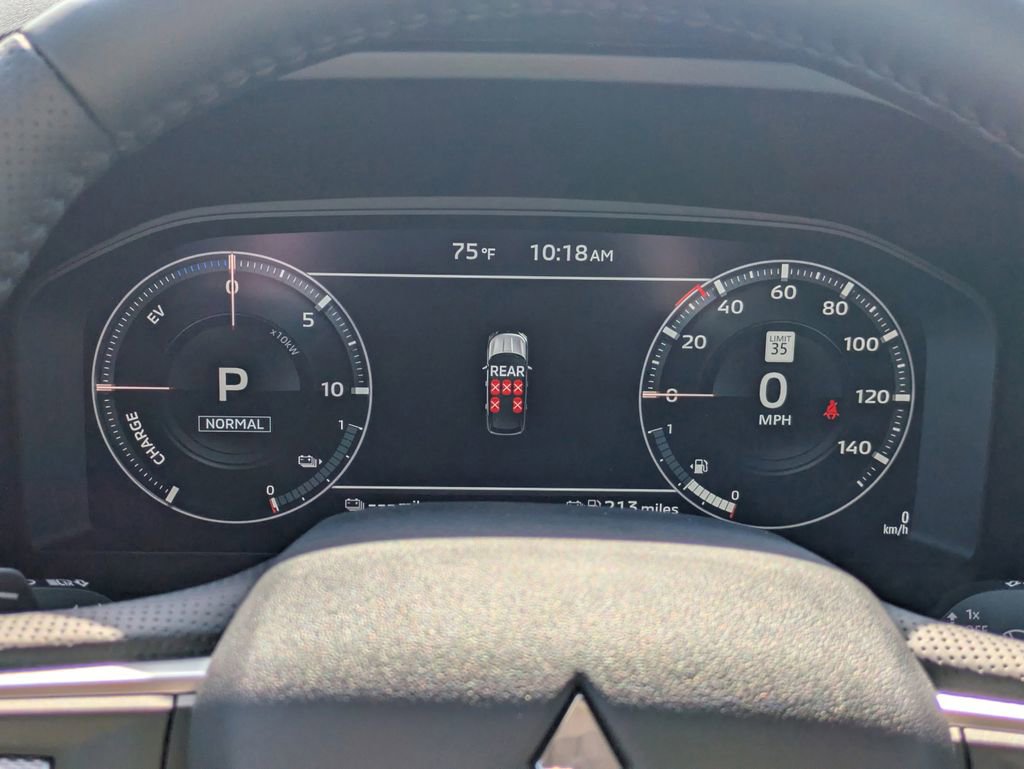 New 2025 Mitsubishi Outlander SEL image 30