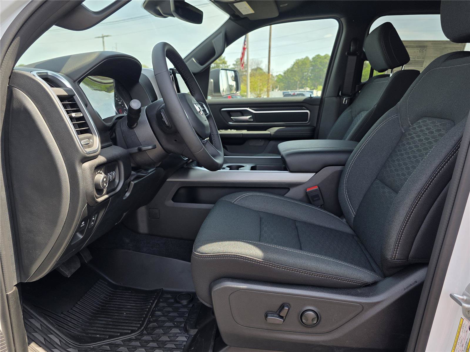New 2026 RAM 1500 Big Horn AWD/4WD image 21