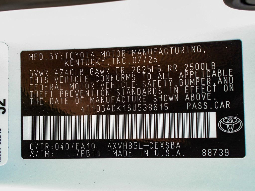 Used 2025 Toyota Camry SE image 14
