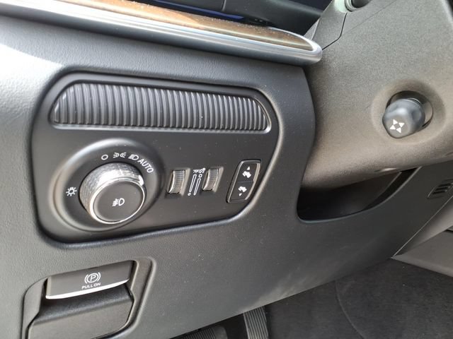Used 2023 Jeep Grand Wagoneer L Series II AWD/4WD image 23