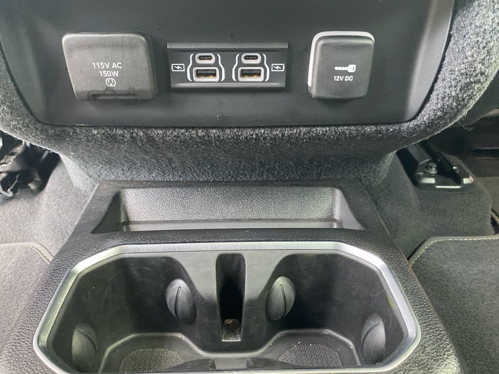 Used 2024 Jeep Wagoneer Series II AWD/4WD image 37