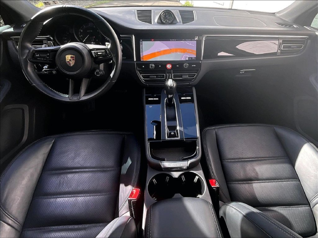 Certified 2023 Porsche Macan GTS AWD/4WD image 18