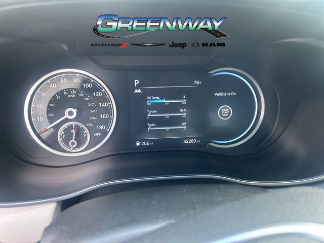 Used 2022 Genesis G70 3.3T RWD image 13