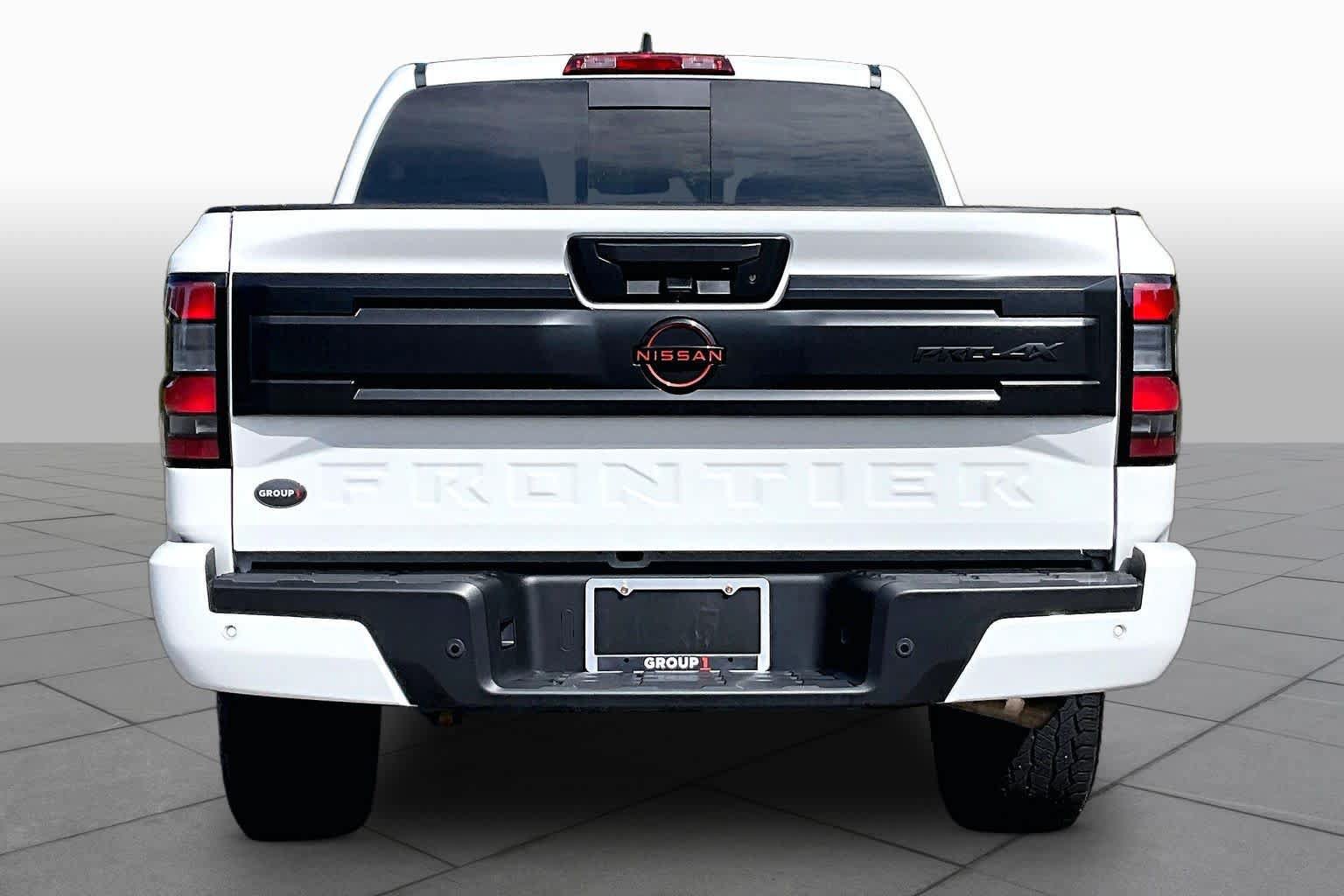 Used 2026 Nissan Frontier PRO-4X AWD/4WD image 5