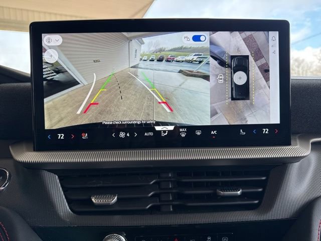 Used 2025 Ford Explorer ST-Line w/ ST-Line Street Pack image 22