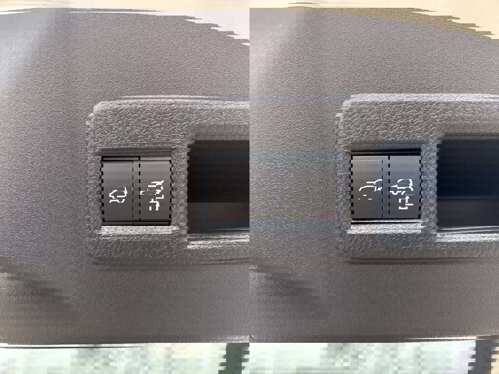 New 2026 Subaru Solterra Premium image 14