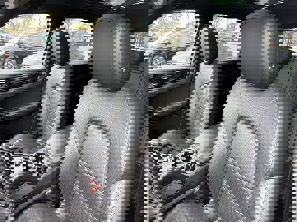 Used 2019 Porsche Cayenne S image 27