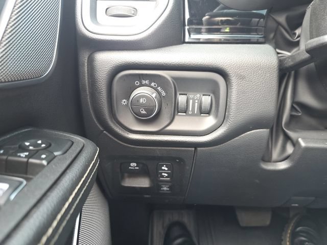 Used 2025 RAM 1500 Laramie w/ Night Edition AWD/4WD image 20