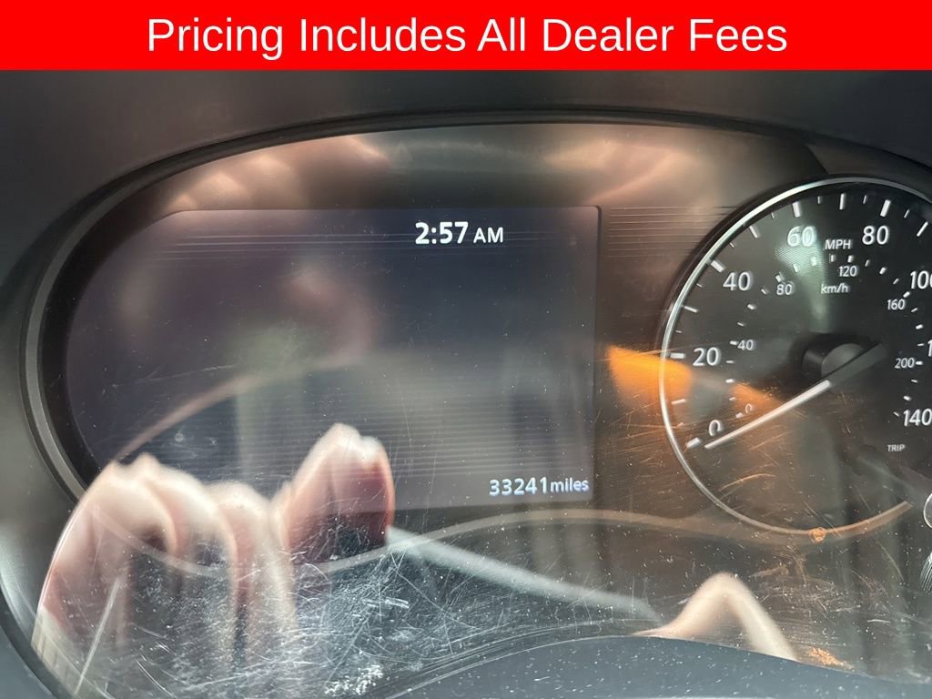 Certified 2022 Nissan Kicks SR w/ Interior Electronics Package FWD image 10