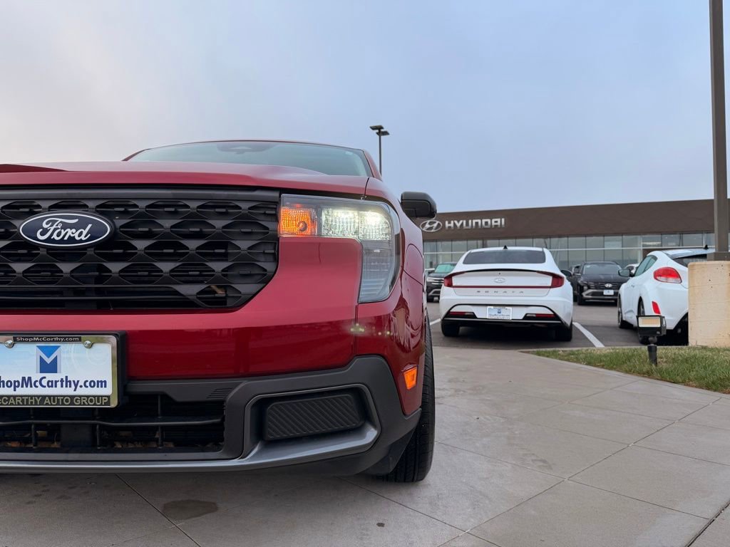 Used 2025 Ford Maverick XLT w/ Equipment Group 301A image 9
