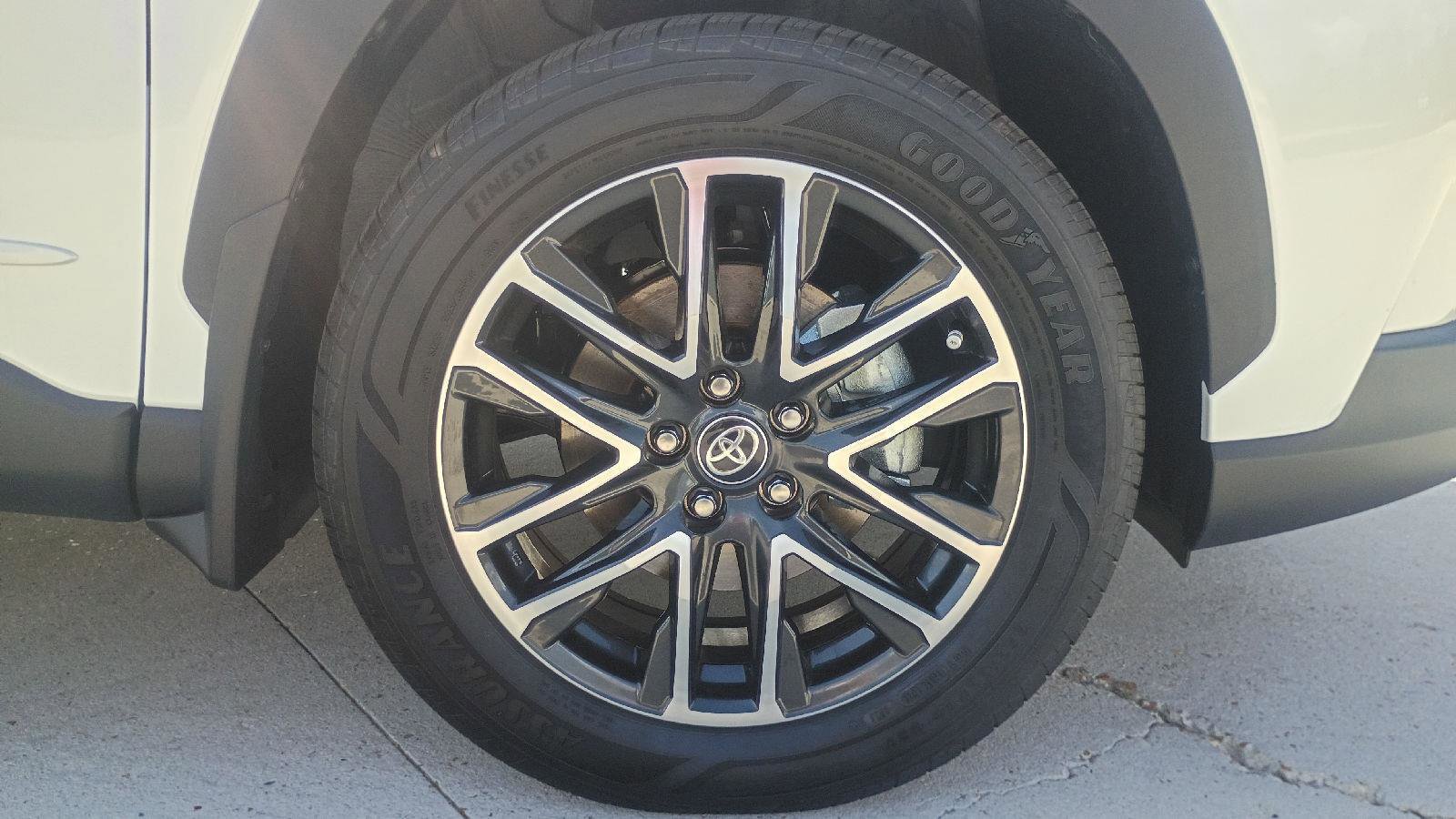 New 2026 Toyota Corolla Cross XLE image 23