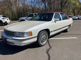 Used 1995 Cadillac De Ville Sedan image 1