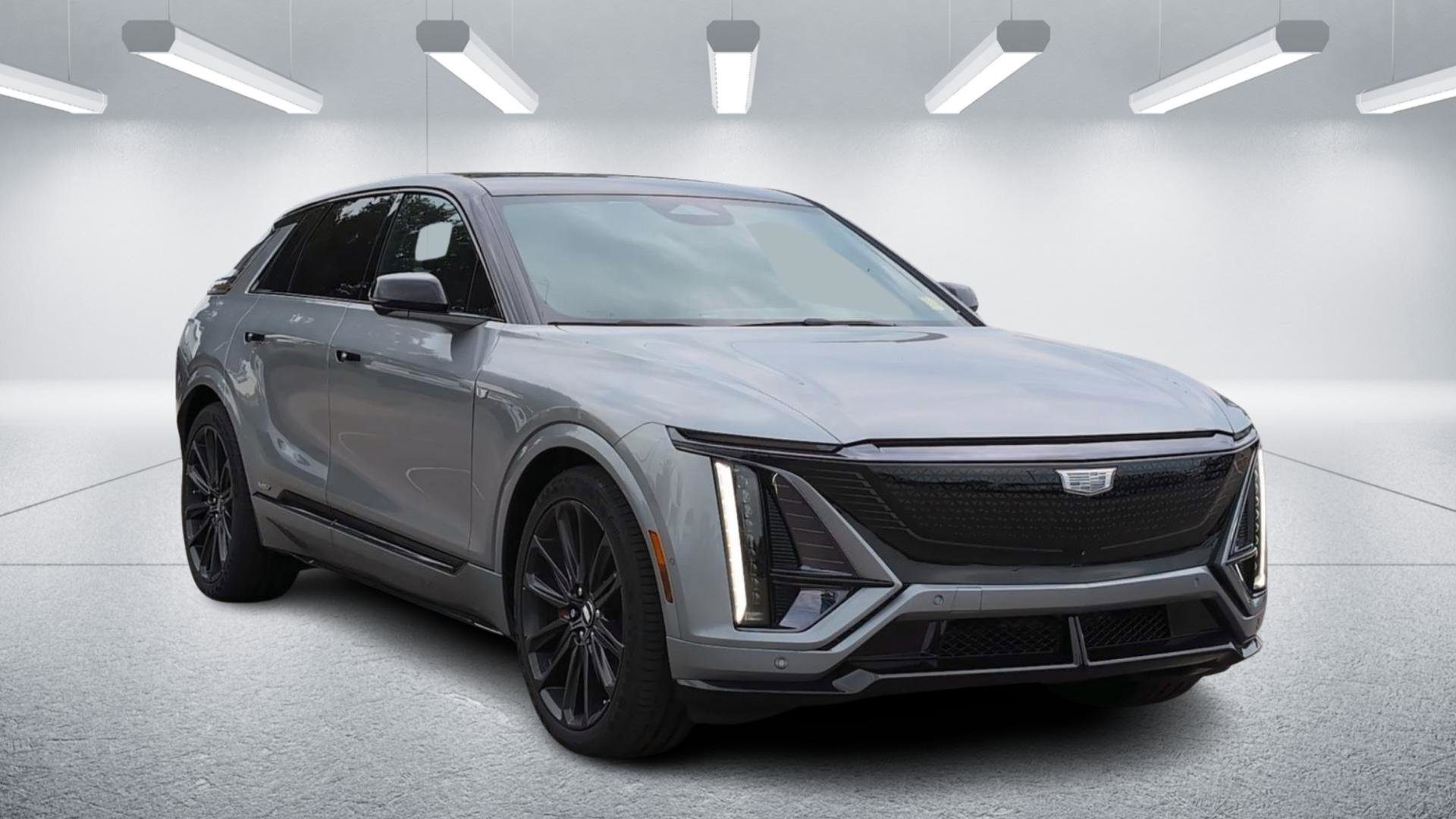 New 2026 Cadillac Lyriq V image 7