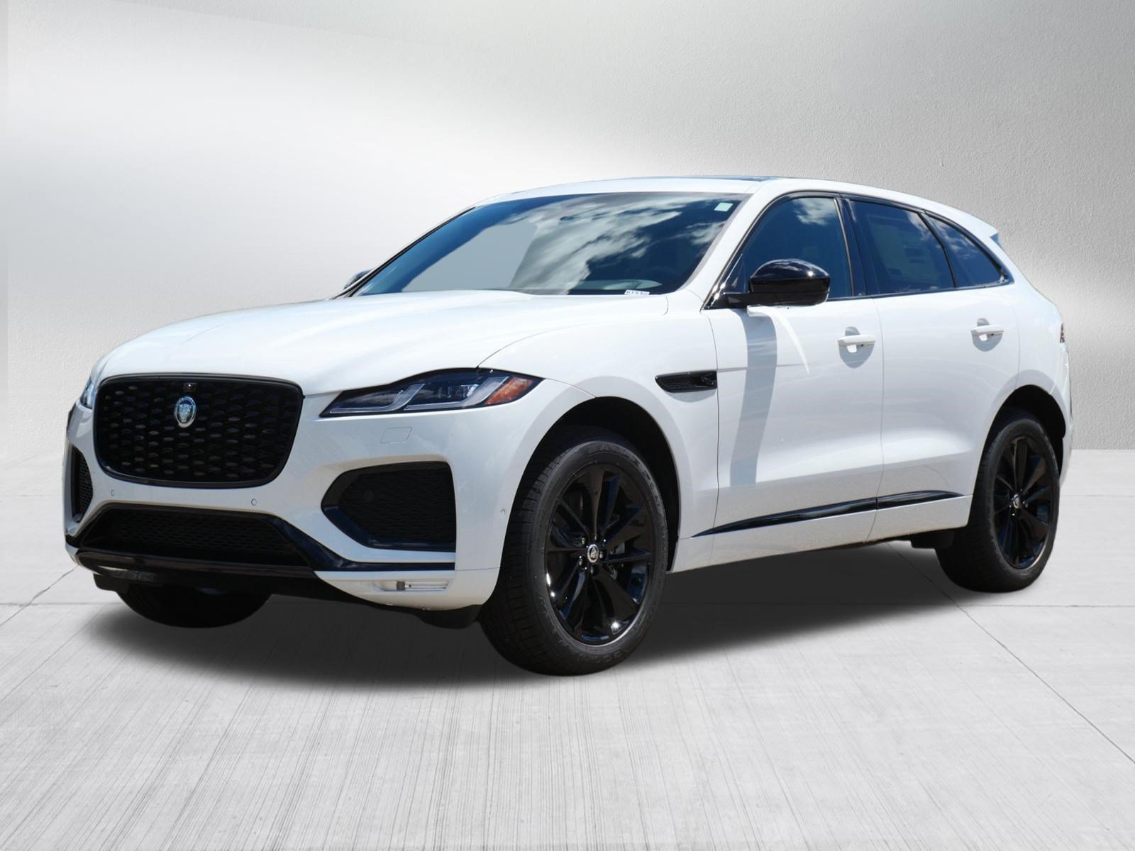 New 2026 Jaguar F-PACE R-Dynamic S AWD/4WD image 1