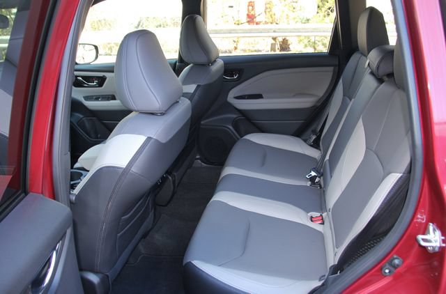 Used 2025 Subaru Forester Limited AWD/4WD image 32
