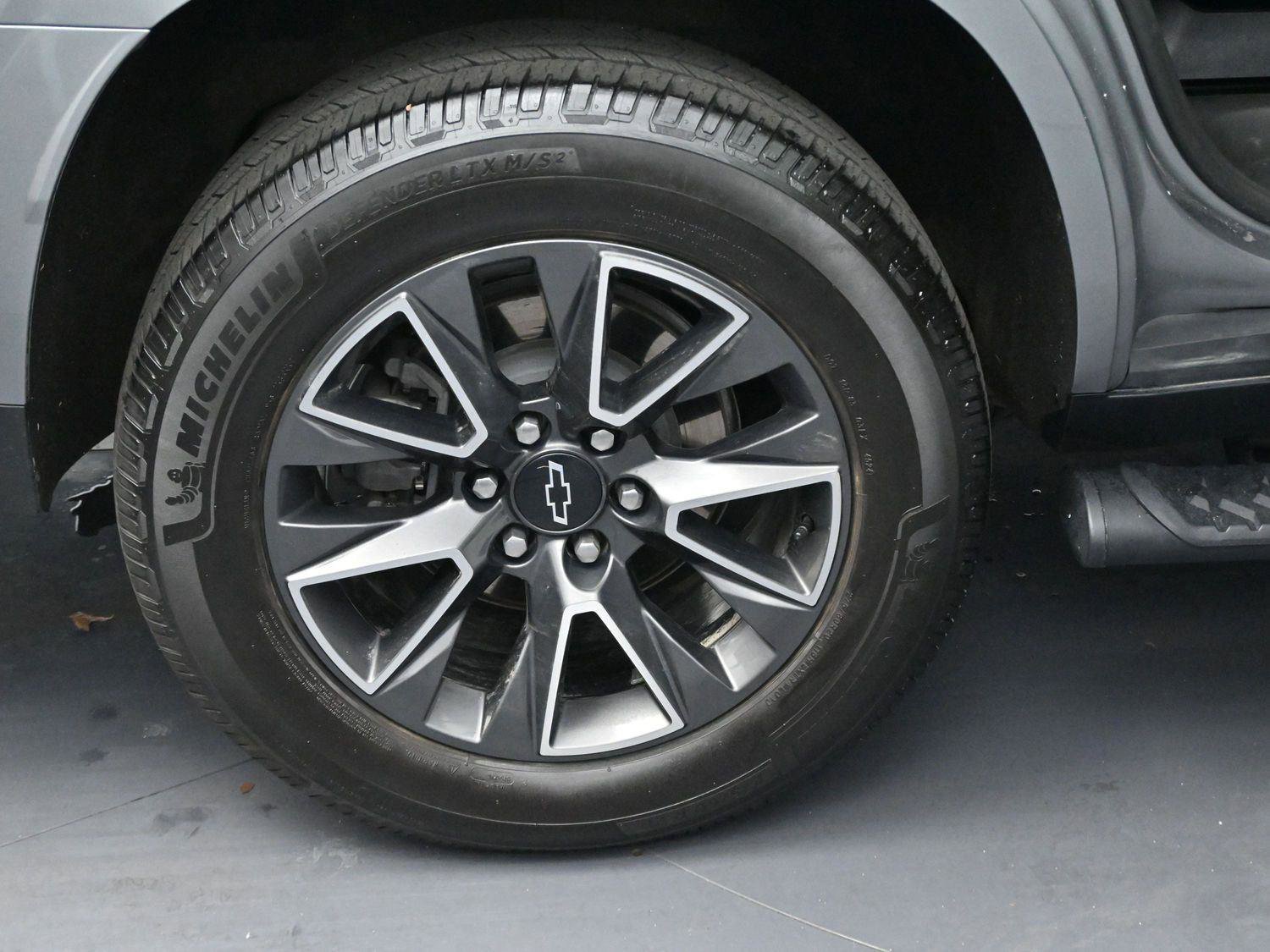 Used 2023 Chevrolet Tahoe Z71 AWD/4WD image 37