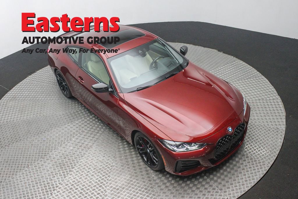 Used 2023 BMW M440i Coupe w/ Premium Package RWD image 3