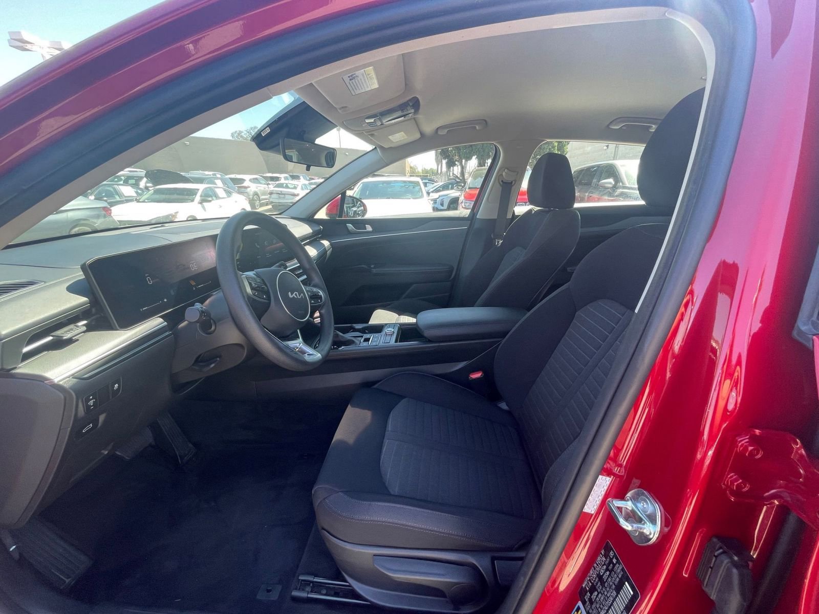 Used 2025 Kia K5 LXS FWD image 28