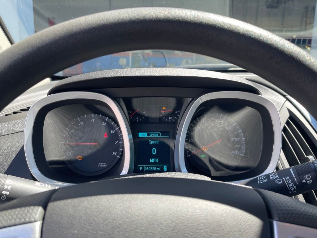 Used 2016 Chevrolet Equinox LT AWD/4WD image 12