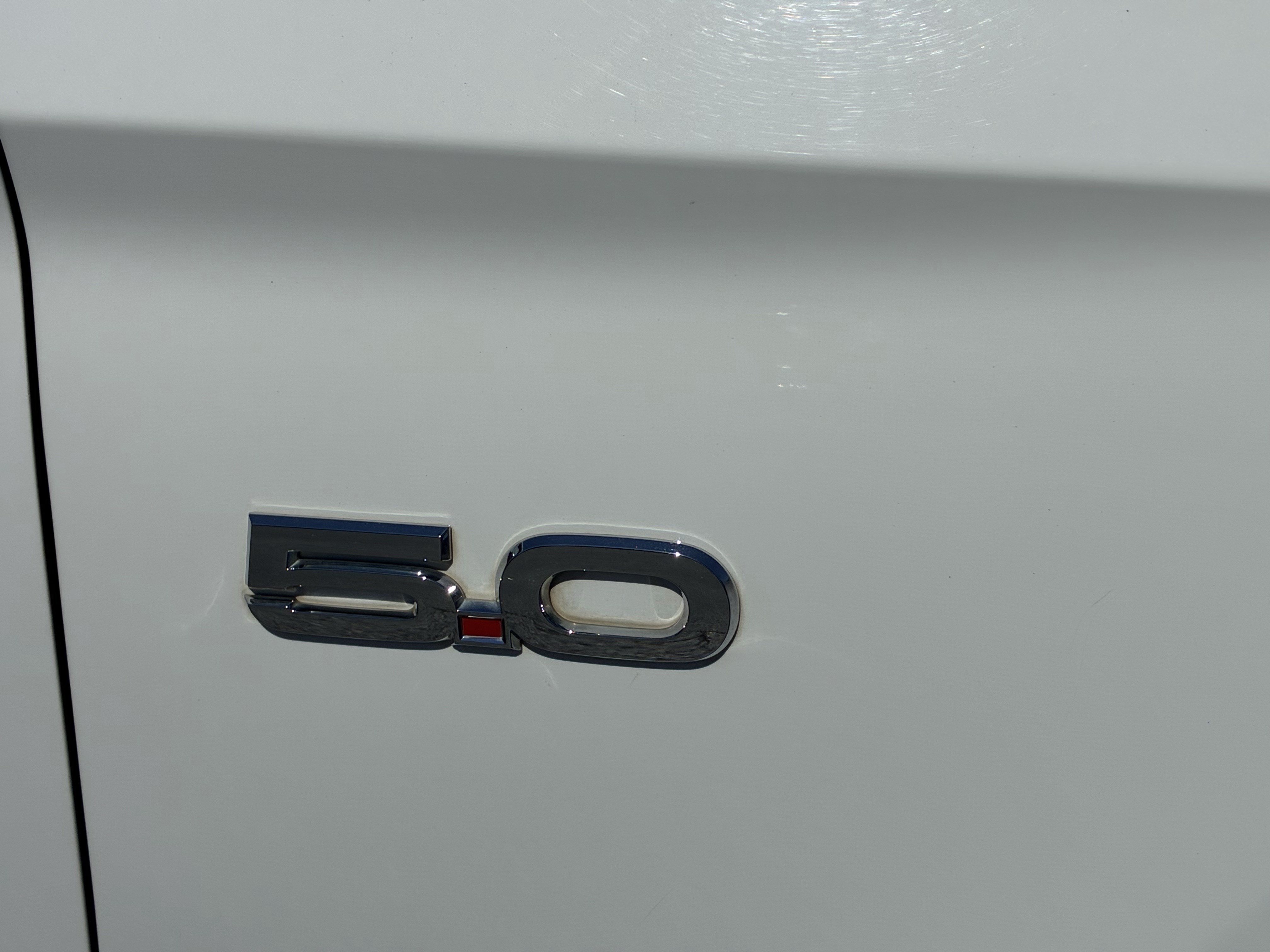 Used 2018 Ford Mustang GT Premium RWD image 8