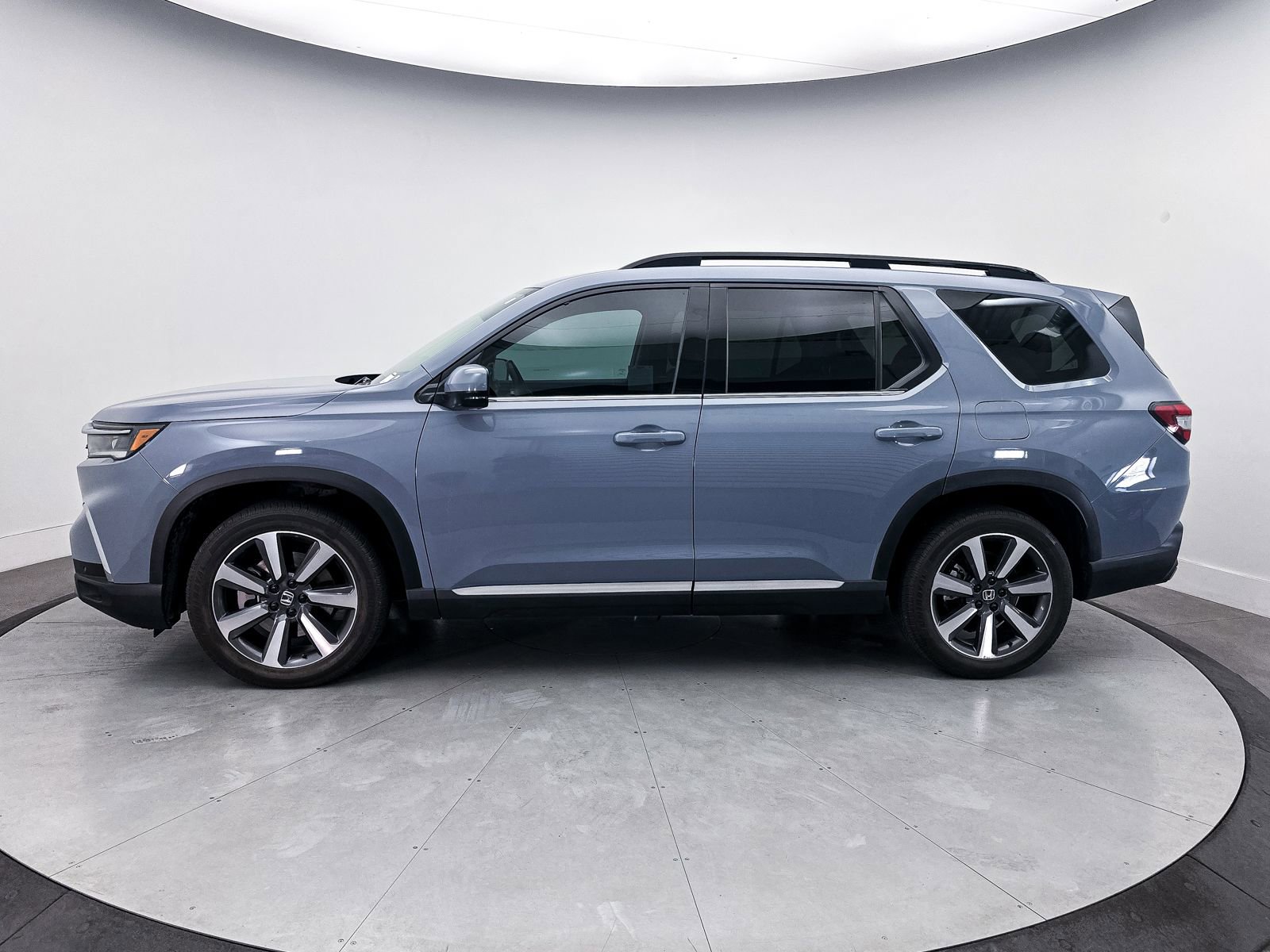 Used 2023 Honda Pilot Touring image 43