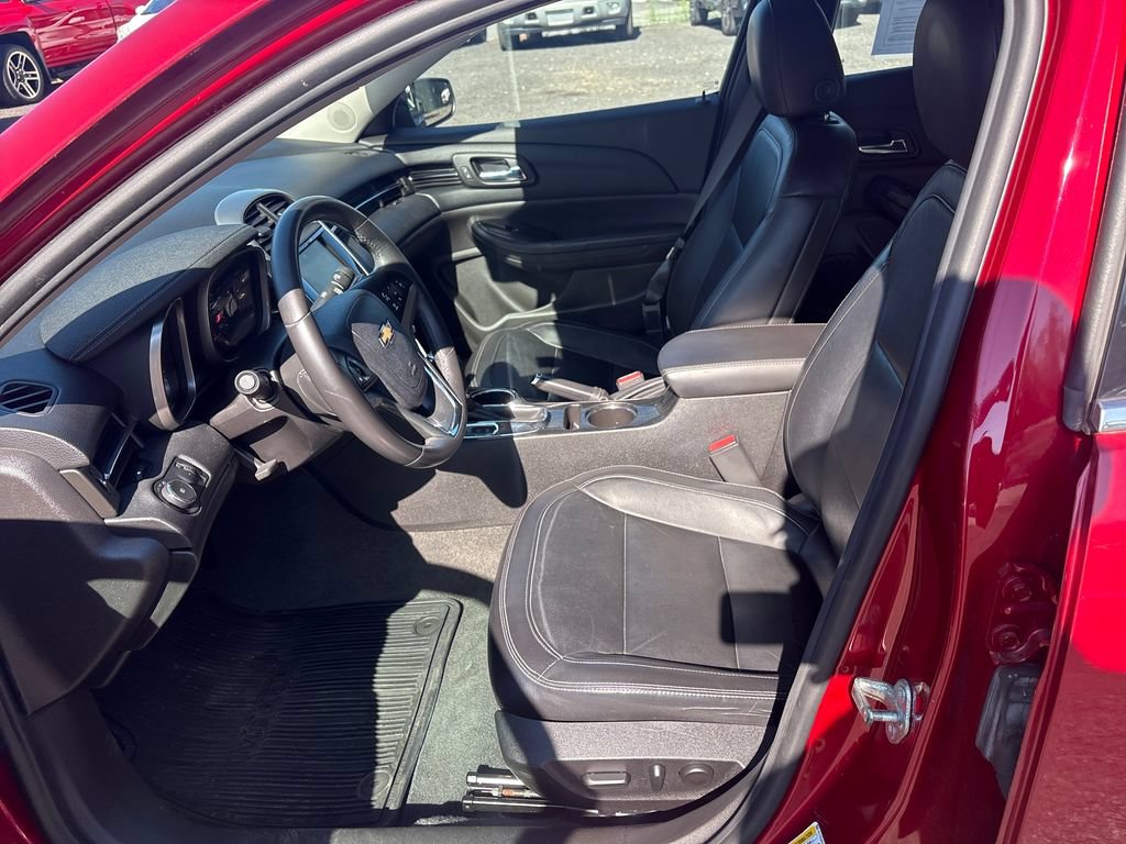 Used 2014 Chevrolet Malibu LT FWD image 9