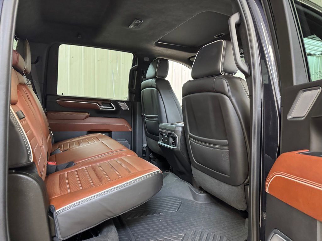 Used 2024 GMC Sierra 2500 Denali Ultimate AWD/4WD image 25