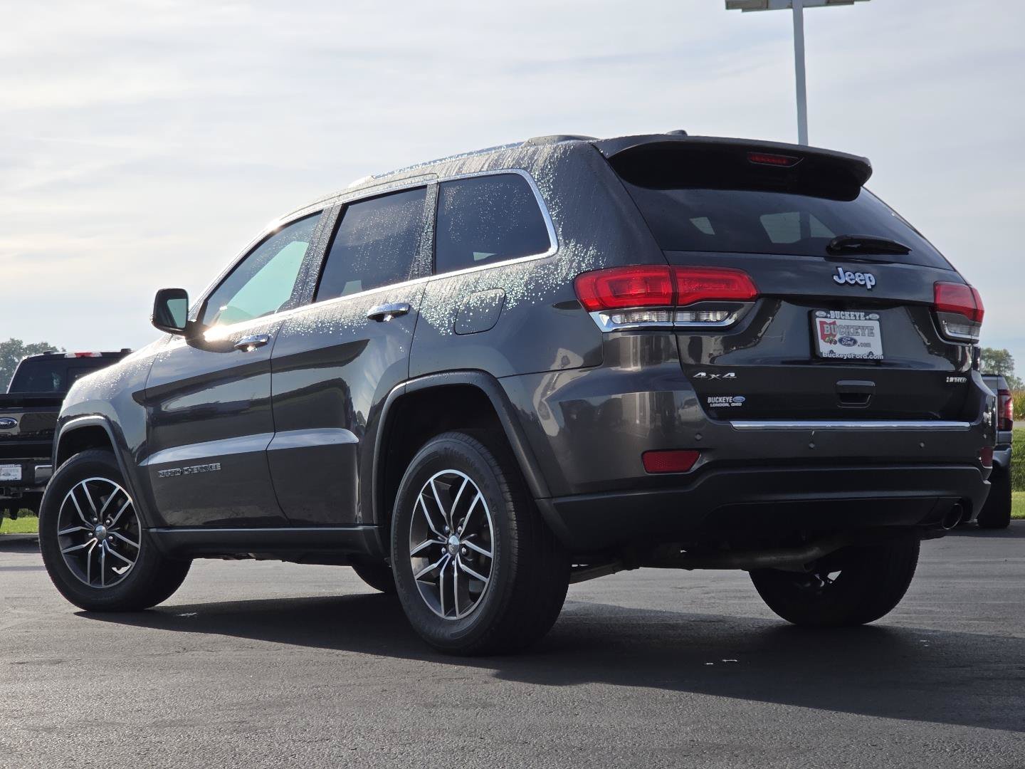 Used 2018 Jeep Grand Cherokee Limited AWD/4WD image 13