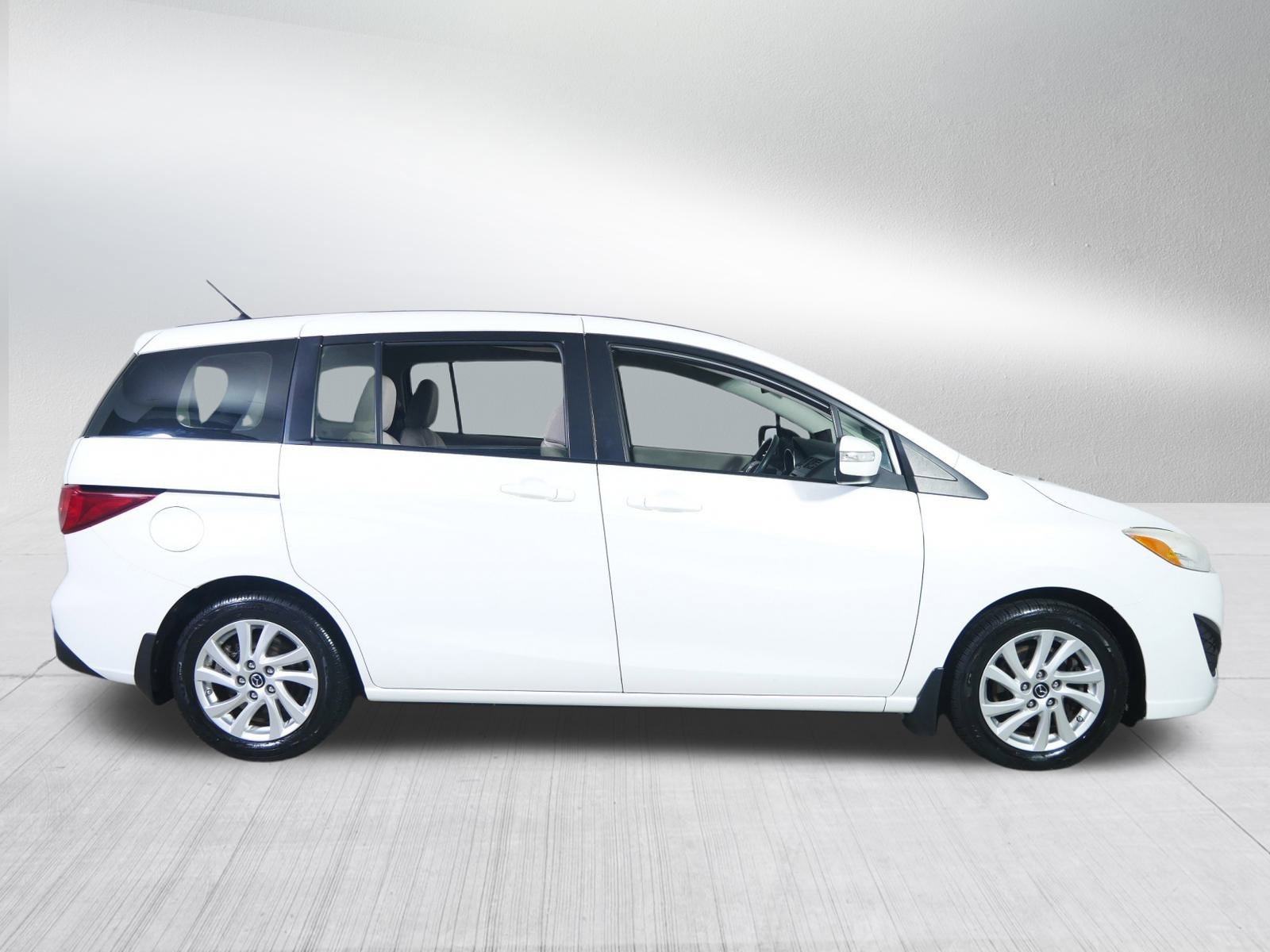 Used 2015 MAZDA MAZDA5 Sport image 8